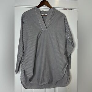Uniqlo Grey and White Striped Tunic Blouse Oversized Size Small EUC